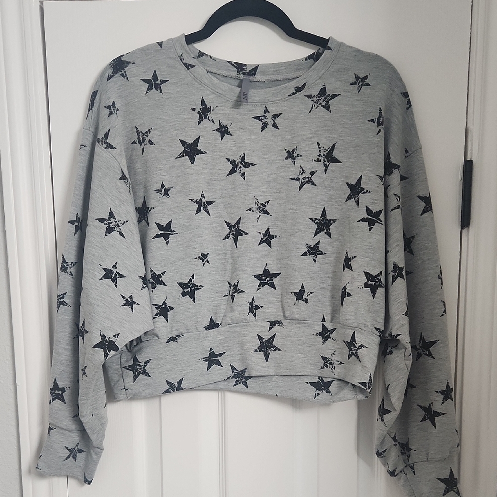 Jolie Gray Sweatshirt with Black Star Design